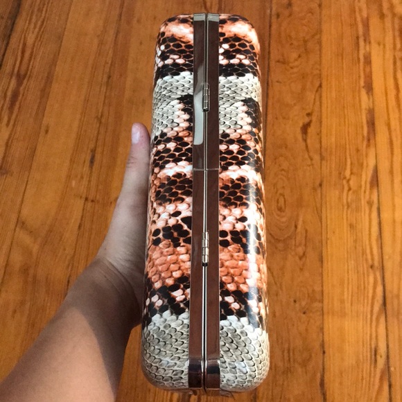 Snakeskin Box Clutch - Picture 4 of 5